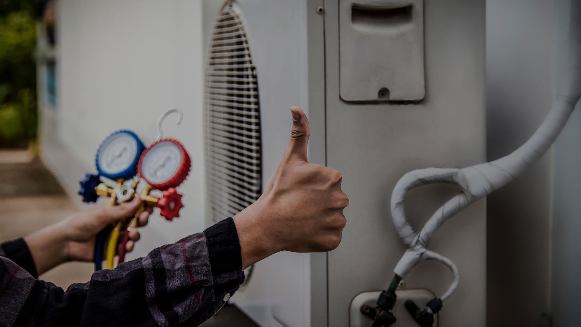 HVAC repair technician